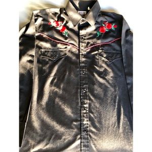 Vintage Rose Embroidered Rodeo Buttondown